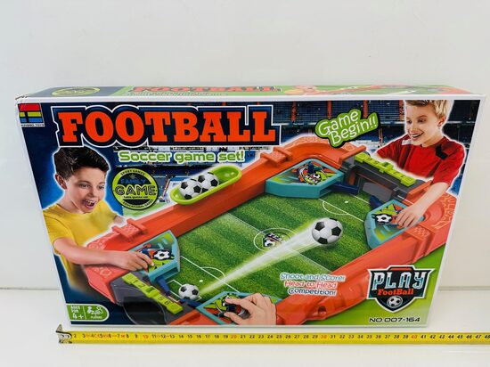 Spēļu futbols FOOTBALL