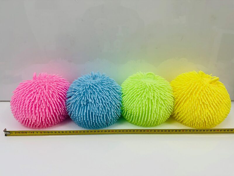 Liela mīcāma bumba ar led gaismiņu, 20 cm