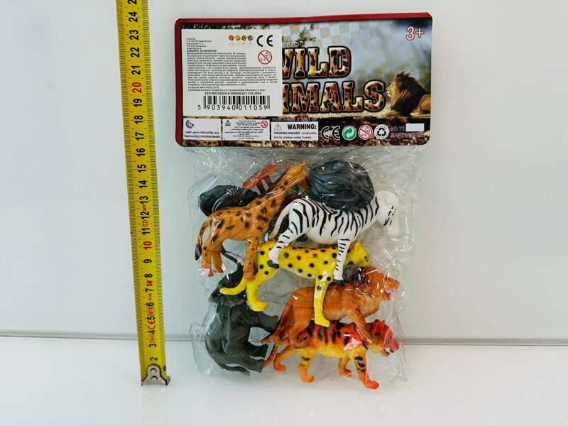 Savvaļas dzīvnieku figūras 