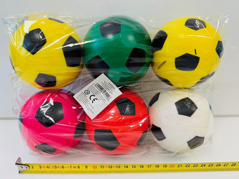 Maza mīksta bumba futbola, cena par 1 gab.