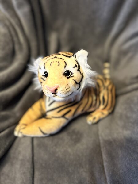 Mīkstā rotaļlieta guļoš tīģeris, 25 cm